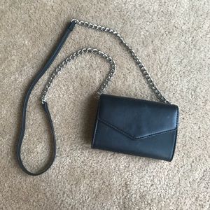 Black Crossbody🖤